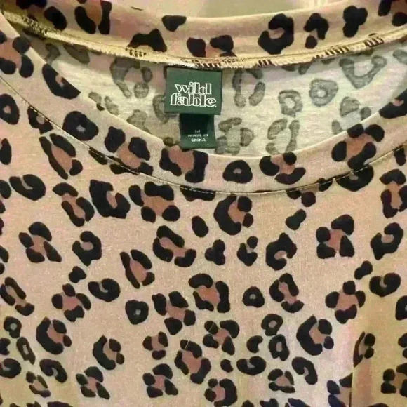 Wild Fable knee length Leopard print dress size Medium. Never worn. - Picture 2 of 4